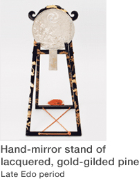 Hand-mirror stand of lacquered, gold-gilded pine, Late Edo period